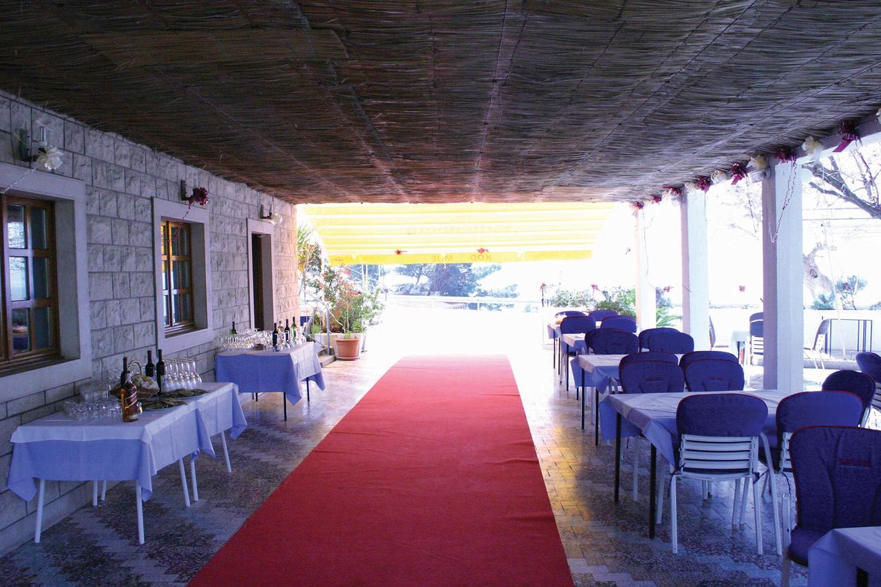 Villa Stipe ล็อควา โรโกซนิตซา ภายนอก รูปภาพ